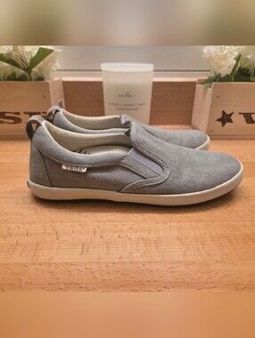 Taos Women's Dandy Slip-on Sneakers Gray Wash Canvas Size 7